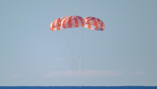 NASA 아르테미스2 경이적인 달 탐사 마치고 지구 귀환